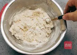 Illustration of how to make spicy flower rolls 4