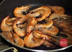 New Year's Eve Dinner_Braised Prawns Recipe Illustration 4