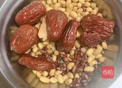 Illustrations of various nutritious soy milk/rice cereals (with various recipes) 1