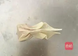 small Illustration of how to make fish wonton and purple potato noodles 8