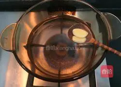 Illustration of how to make shrimp and seaweed noodles 5