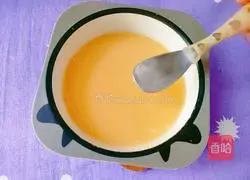 Illustration of how to make sea cucumber, wolfberry and egg custard 5