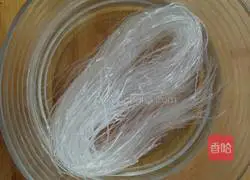 Illustration of how to make radish vermicelli soup 2