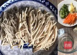 Almonds Illustration of how to make tofu skin 2