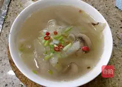 Winter Melon, Shrimp Skin, Steak and Mushroom Soup Recipe Illustration 7