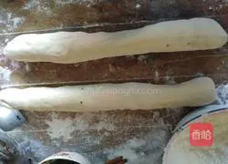 Illustration of how to make onion pancakes and yeast pancakes 6