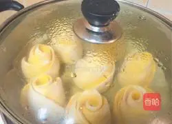 Pumpkin rose roll recipe 4