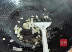 Illustration of how to make scrambled eggs with tomatoes and fungus 10