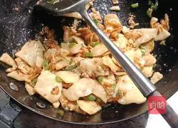 Illustration of how to make fried noodles 9