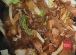 Illustration of how to make pork stewed vermicelli 6