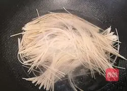 Illustration of how to make tomato and egg noodles 1