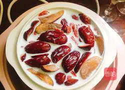 Illustration of how to stew fish maw with milk 3