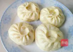 Illustration of how to make cabbage and green pepper stuffed buns 10