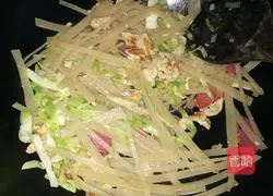 Illustration of how to make cold noodles 6