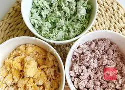 Illustration of how to make three-color hair cake 7