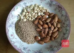 Illustration of how to make dried fruit steamed buns 2