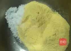 Illustration of how to make red date hair cake 1