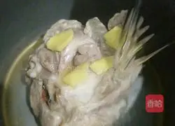 Winter Melon and Barley Bone Soup Recipe Illustration 5