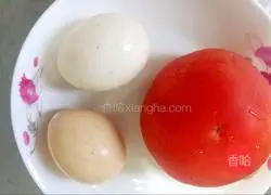 Illustration of how to make tomato and egg soup 1
