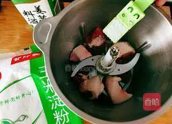 Illustration of how to make kelp, tofu and white radish meatball soup 11