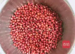 Illustration of how to make rose nectar red bean paste 1