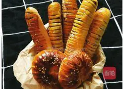 Caterpillar Bread Recipe Illustration 11