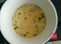 Illustration of how to make corn and egg custard 7