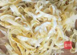 Illustration of how to make egg chaos soup 4