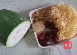 Recipe for Lily, Winter Melon and Tremella Soup 1