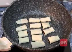 Illustration of making bean paste snacks 7