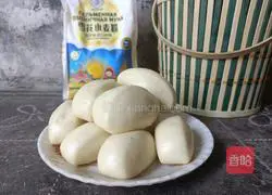 Illustration of how to make white steamed buns 9