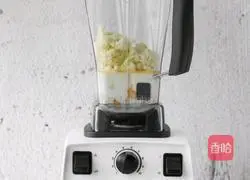 Cauliflower Onion Soup Recipe Illustration 5