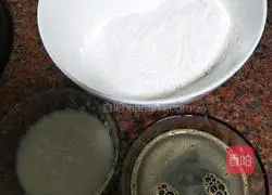 Illustration of how to make red date and brown sugar cakes 2