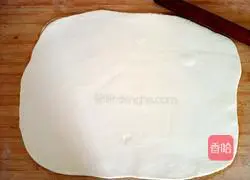 Illustration of how to make fried rolls 6