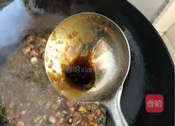 Illustration of how to make braised noodles with fennel 16