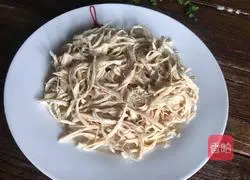 Illustration of how to make jade mixed with shredded chicken 11