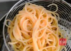 Illustration of how to make tomato pasta 3