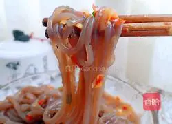 Illustration of how to make cold fern root powder 7