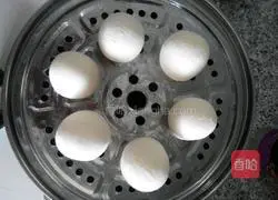 Illustration of how to make steamed buns 16