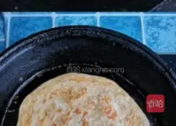 Illustration of how to make crispy hand cakes 4