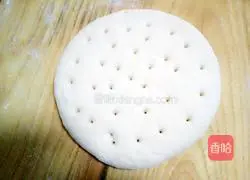 Illustration of how to make pot helmets 15