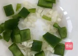 Illustration of how to make spicy chicken with saliva 3