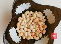 Illustration of how to make cold red oil enoki mushrooms 2