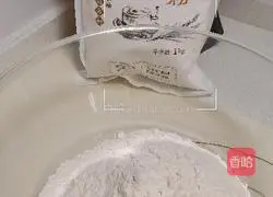 Illustration of how to make graphite-faced soft oil cake 1