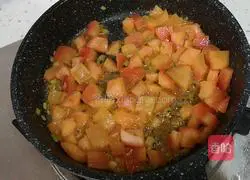 Illustration of how to make tomato tofu soup 7