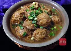 Illustration of how to stuff meat with oily gluten 12