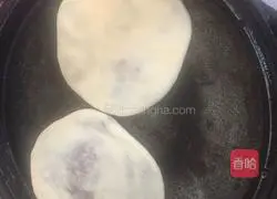 Illustration of how to cook bean paste on fire 5