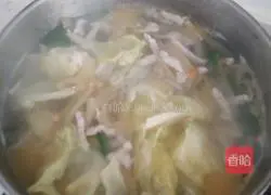 Illustration of how to make mustard pork shredded soup 3