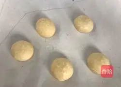 Bread braid technique (one braid and one button) Illustration 2