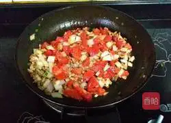 Illustration of how to make tomato and minced meat pasta 7